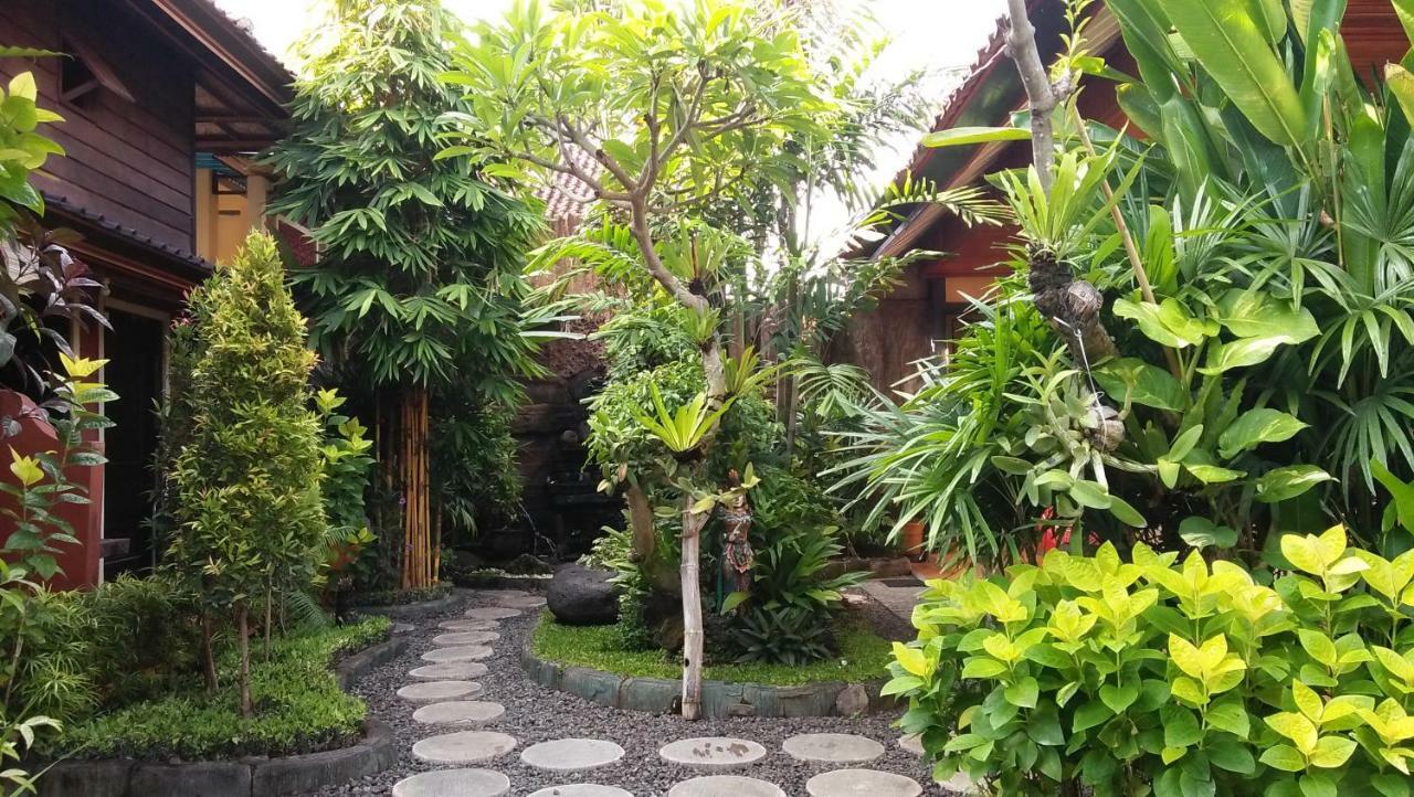 The Arya Guest House 길리마눅 외부 사진